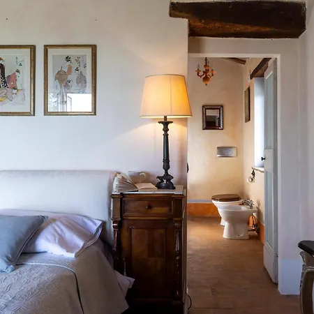 Aperolli 4, Emma ヴィラ *