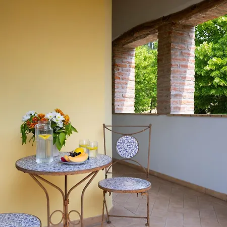 Villa Aperolli 4, Emma *