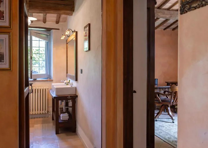 Villa Aperolli 4, Emma